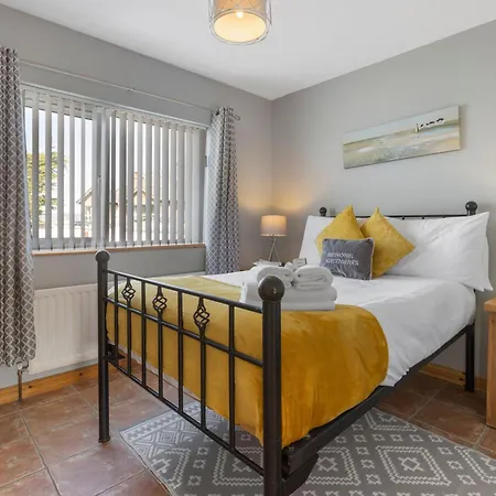 Benone Getaways Hotel Londonderry Exterior photo